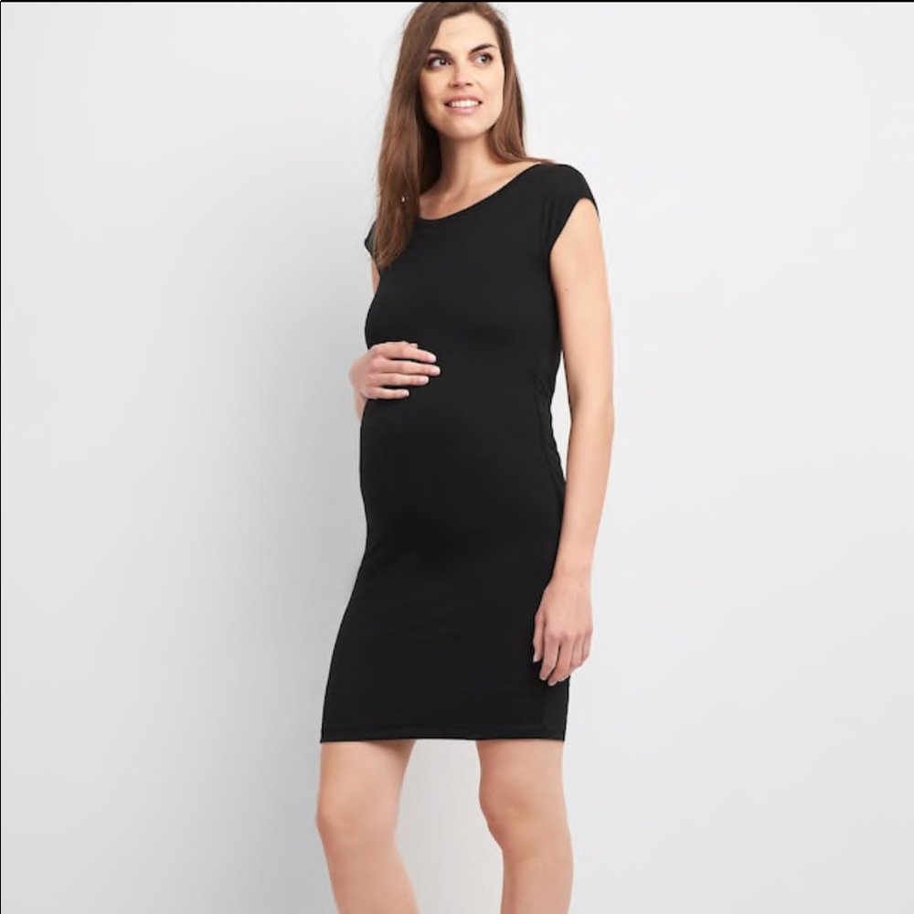 Maternity short sleeve t-shirt dress
